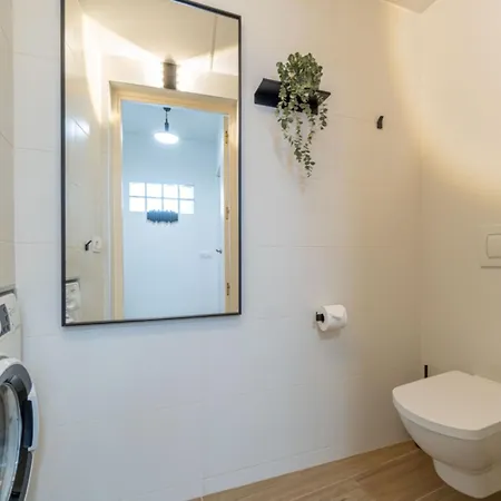 The Art Flat * Figueres (Girona)